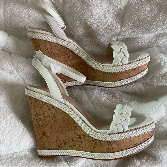 ALDO Wedge Sandals in White NEVER WORN-Size 8 - Picture 12 of 13